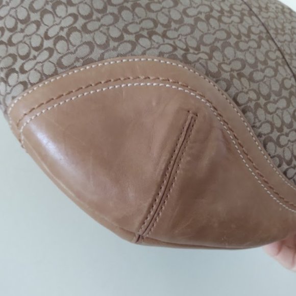 Coach Shoulder Bag - Picture 11 of 16